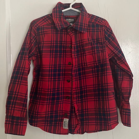 Boys button down Carters 5T - Picture 1 of 3